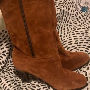 Vintage Brown Suede Boots